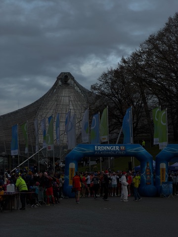 495E442A-EAB2-4497-ADC6-720AC47E9BA2 4 5005 c