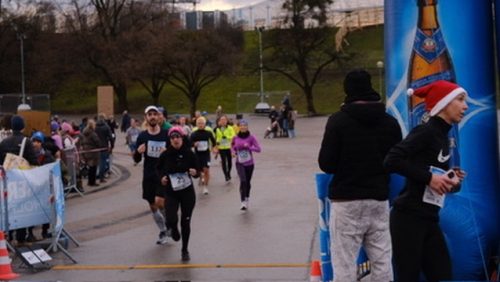 4B06EB8A-51C9-42FA-8488-3A1F599EFE73 4 5005 c