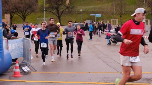 4EB2AD6B-9383-4DA8-B2BF-CB12177E5D02 4 5005 c