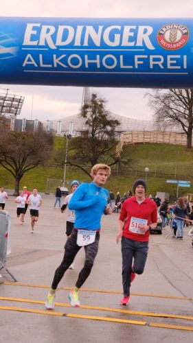 4F2F6C3A-A45E-45C1-8C75-30FE7B58F48E 4 5005 c