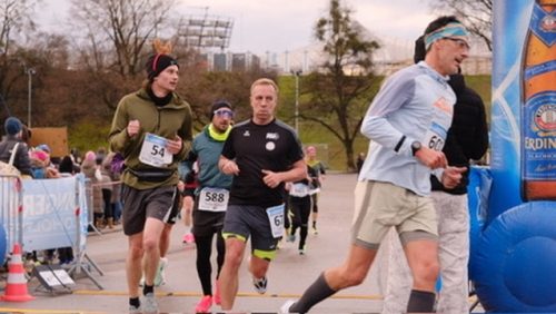 556A0574-8184-4C34-9464-4609F1FAA098 4 5005 c