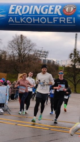 615F52BB-8D87-44AE-B452-DD7A47715916 4 5005 c