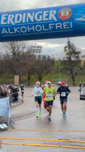 62D41799-69D1-47A3-9F0E-81F2F0DA95C8 4 5005 c