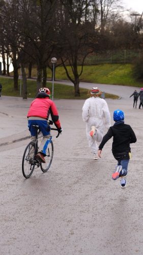 71EA401C-97CD-4C3F-BD67-2CEA253D3B7F 4 5005 c