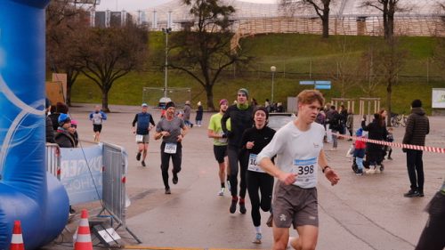 76A359A1-FCF1-4CBF-85FE-809A80B817EE 4 5005 c