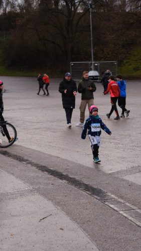 7B2124DD-24F8-439E-B8CF-454839F0CC58 4 5005 c