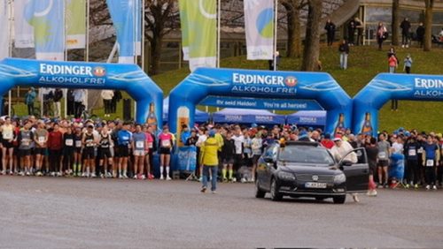 804B62B3-B675-44E2-94B1-E4802E050B15 4 5005 c