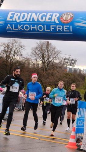 8239B3B5-3662-486A-90E9-48526C314B1D 4 5005 c