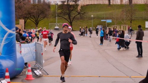 82DCB404-E211-4F29-A86C-4BBC2CEE93A7 4 5005 c