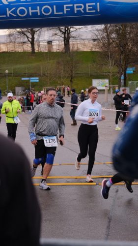 83305B7D-556E-4E90-888F-B27E1058E04B 4 5005 c