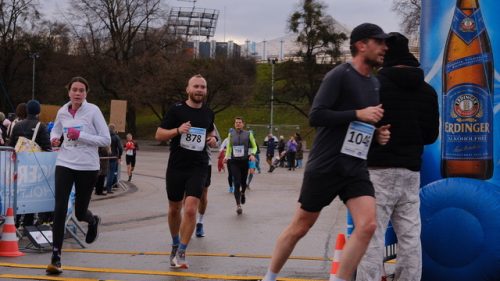 849F9A7F-714C-4356-853A-0D11EFFCA079 4 5005 c