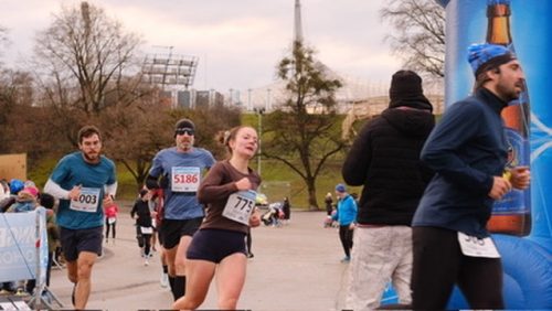 879B5C0D-C4C3-4F2A-847A-419F7604B074 4 5005 c