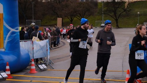 87B017CC-A98D-4B59-BFEA-B2AFAF86814A 4 5005 c