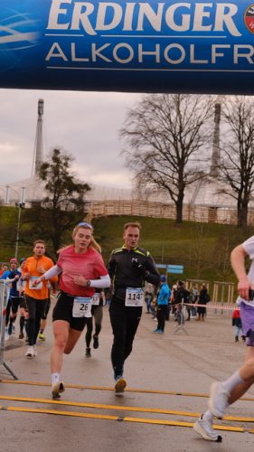 97191EBC-2A08-42A4-9B0F-01DB1BEEE45E 4 5005 c