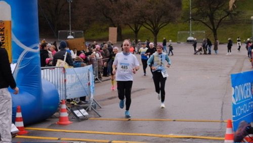 9E16A5B1-8421-46AC-876B-4EEB8B8C0E2B 4 5005 c