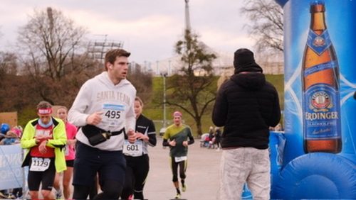 9EA7A9E2-0F7F-478E-BB7B-985E9AE05CE4 4 5005 c