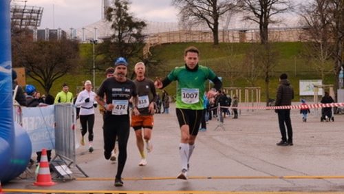 9FEA185B-F5AB-4BD9-AAD9-65B1293AF1F3 4 5005 c