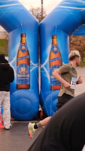 A9D5DAF2-5CAF-41DA-9413-6A73C560A8E2 4 5005 c