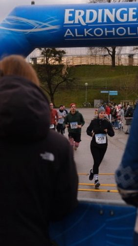 AAEF1C30-662B-4621-B435-3FC7A4D3AB81 4 5005 c