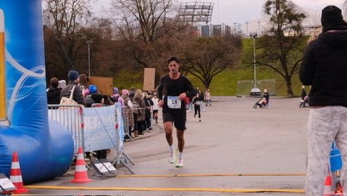 ADA09214-75C7-4E27-BC10-7A80F72A4DFE 4 5005 c