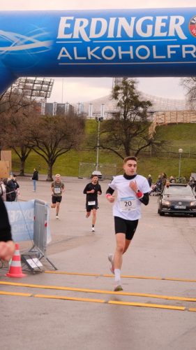 B0DD0621-345A-458D-B029-6E93C0614B5D 4 5005 c