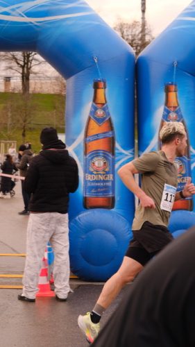 B158D190-1F05-4E39-9F58-6A07A4C183E9 4 5005 c