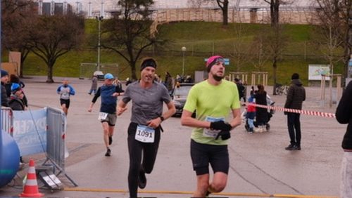 B3C01F75-6D96-4F26-A036-E8A493E86B79 4 5005 c