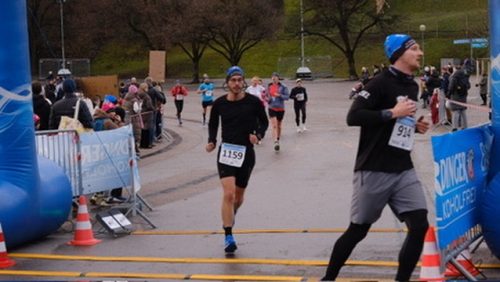 B4D78106-EA24-4E99-8D67-2195D3838FAC 4 5005 c