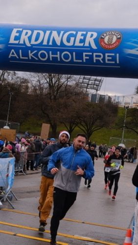 B8F4486D-26DC-4672-A835-C3B579F243DA 4 5005 c