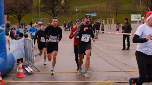 BB381294-93D8-4B35-9BE4-5A58CB2B42A1 4 5005 c