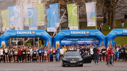 BEB6229C-3BDB-4F09-B1B3-1003AFC2A896 4 5005 c