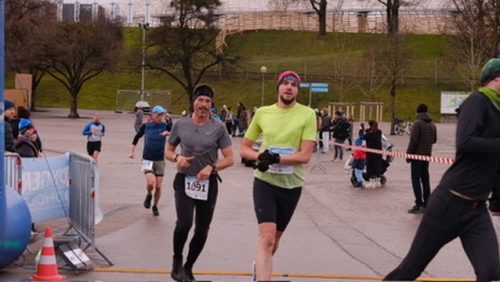 C114D903-FBA0-4E99-B713-27FB5FAE48B6 4 5005 c