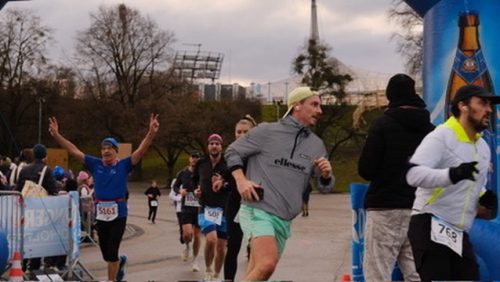 C184AD4D-F247-4AF2-B291-F1F22E3FE2F3 4 5005 c