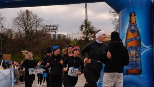 CC9E486F-FA58-44CF-8FFA-69630724DCAB 4 5005 c