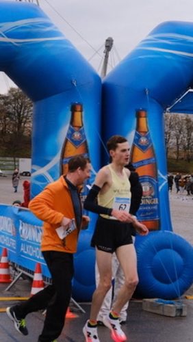 CC9F975B-D922-4683-B321-E4D96A25F52B 4 5005 c