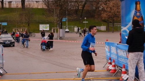 CCFE4A54-3F55-4C76-83AE-7CE735955D87 4 5005 c