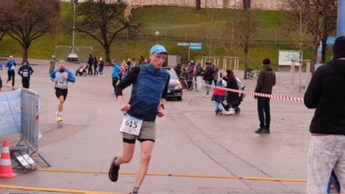 CE99F812-AC4C-48A0-805D-60130A40FE2B 4 5005 c