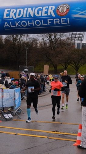 E2BB8FD9-7276-4772-9905-790C07AC7BC5 4 5005 c