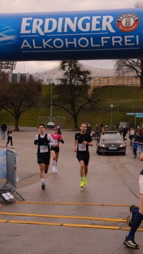 EC8F5AC3-0155-469F-BFEA-B46C9F6847E7 4 5005 c