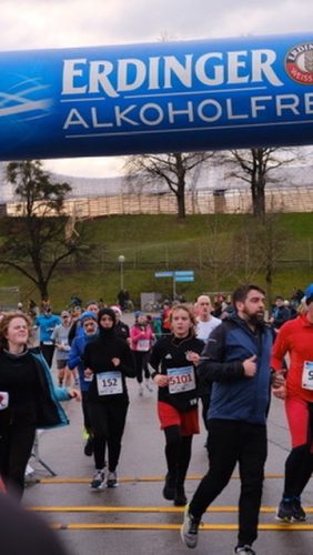 EE15C7E5-2E81-4430-845F-9926E3DC98D8 4 5005 c