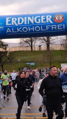 F10C7DA2-BDE5-496A-B44A-397BC6EE8036 4 5005 c