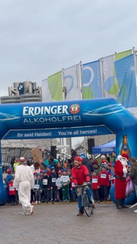 F1359FD6-1095-4D51-9DA2-90BFA4D40882 4 5005 c