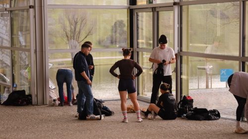 F8B235CC-822D-45CE-8355-8908585C7BFB 4 5005 c